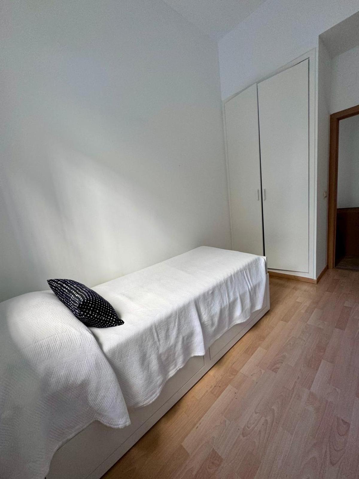 Pamis Apartament Sants, Barcelona Zewnętrze zdjęcie