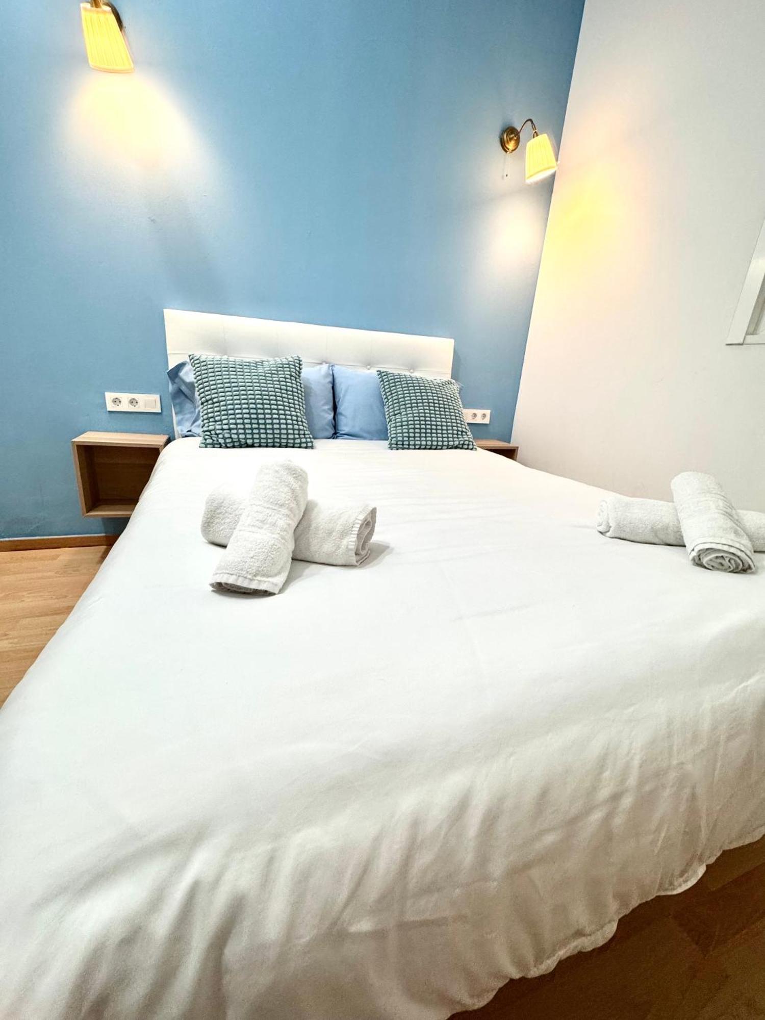 Pamis Apartament Sants, Barcelona Zewnętrze zdjęcie
